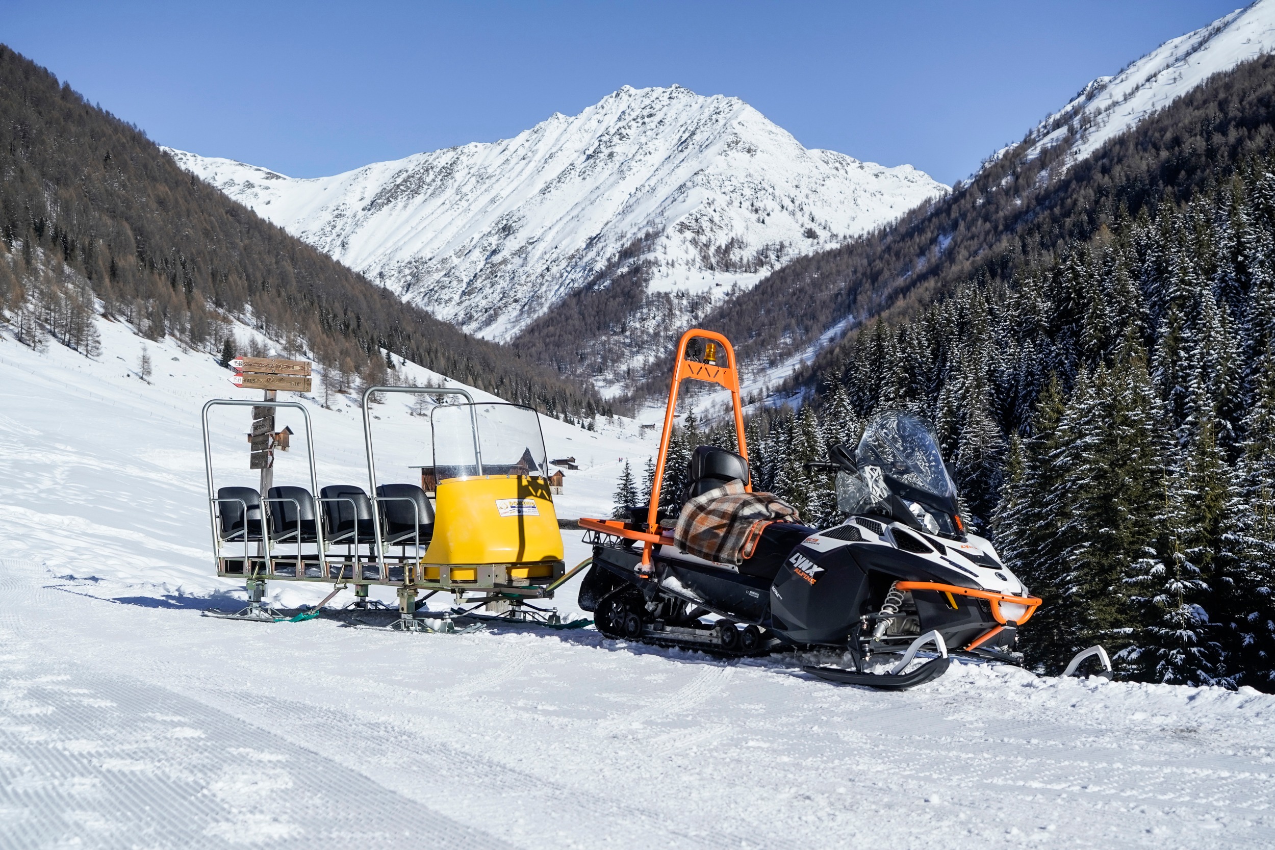 LIVE STYLE Agency 0042